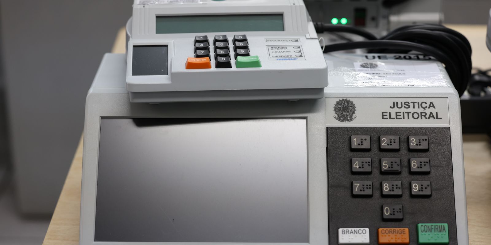 Desinformação eleitoral tem urnas eletrônicas como principal alvo, revela pesquisa