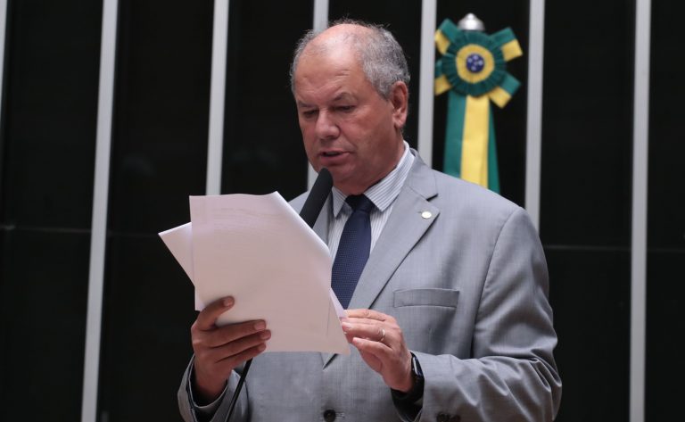 Câmara dos Deputados rejeita pedido do PT e avança com alteração no Código Florestal