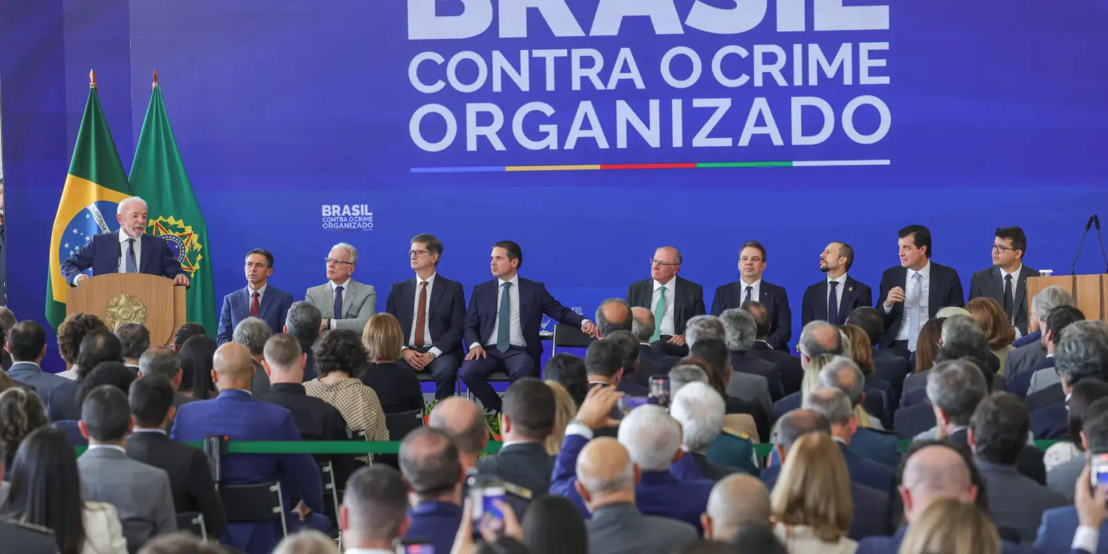 Governo federal detalha plano de combate ao crime organizado