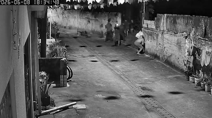 Ataque terrorista deixa dois mortos e três feridos no Rangel, em João Pessoa; câmeras registram execução em plena rua