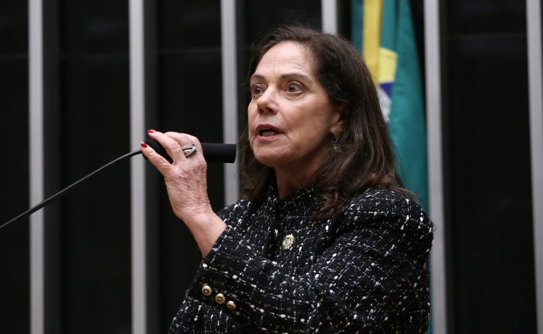 Comissão da Câmara aprova destinação de verba de apostas de quota fixa para pessoas com deficiência