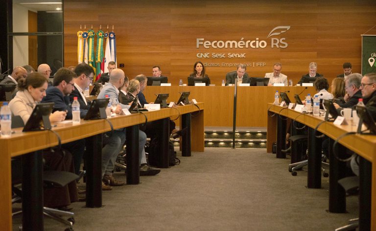 Câmara debate reajuste dos limites de faturamento do MEI e do Simples Nacional