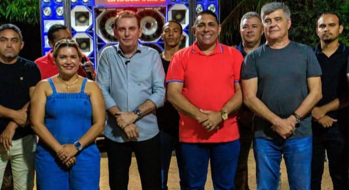 Prefeito João Neto recebe os deputados Wellington Roberto e Chico Mendes em maratona de vistorias, investimentos e diálogo com moradores em Aparecida (PB)