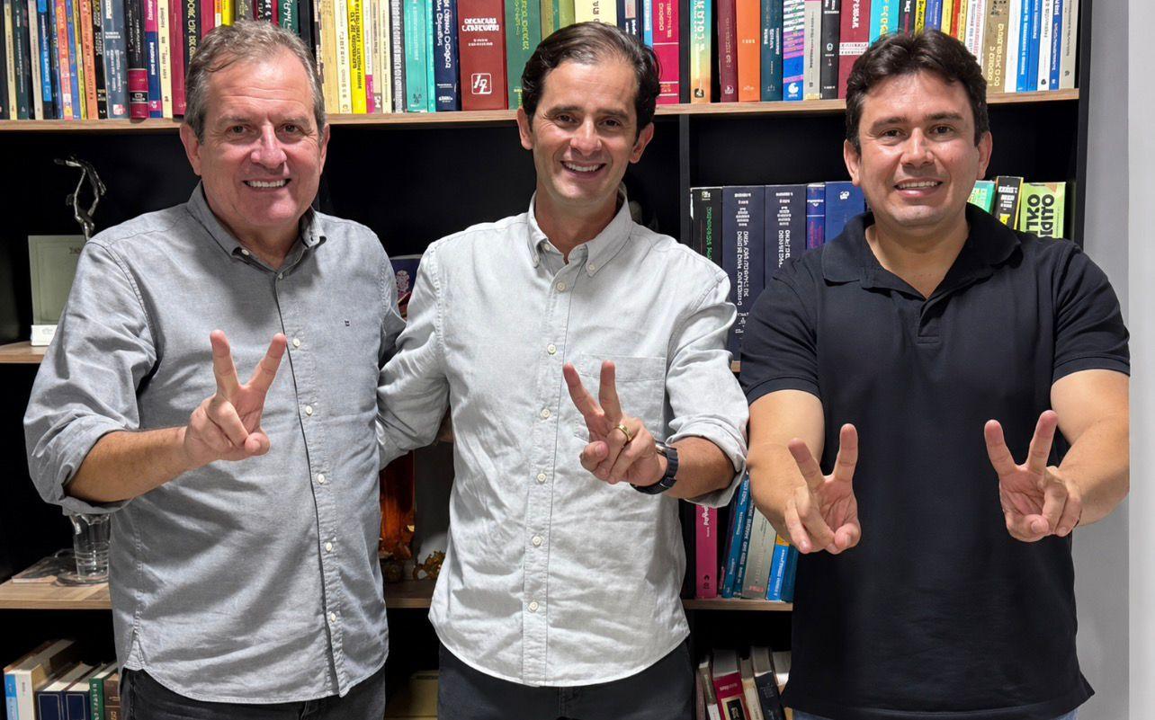 Tyrone recebe apoio do ex-prefeito de São Francisco, João Bosco Filho, e passa a contar com os dois grupos políticos do município