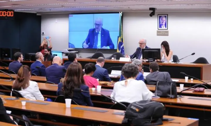 Especialistas apontam que elevação de impostos em itens médicos prejudica hospitais e pacientes