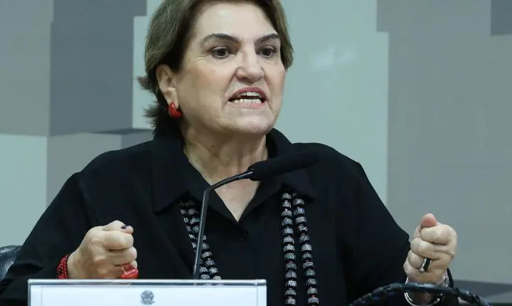 Ministra afirma que fim da escala 6x1 impulsionará acesso das mulheres ao mercado de trabalho