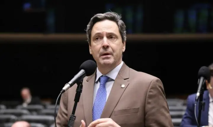 Comissão aprova veto à entrada de veículos vinculados a criminosos no Brasil