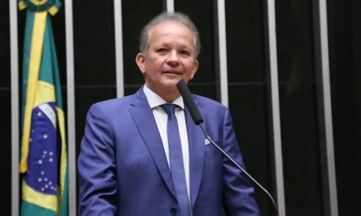 Comissão da Câmara aprova destinação de royalties do petróleo para qualificação profissional