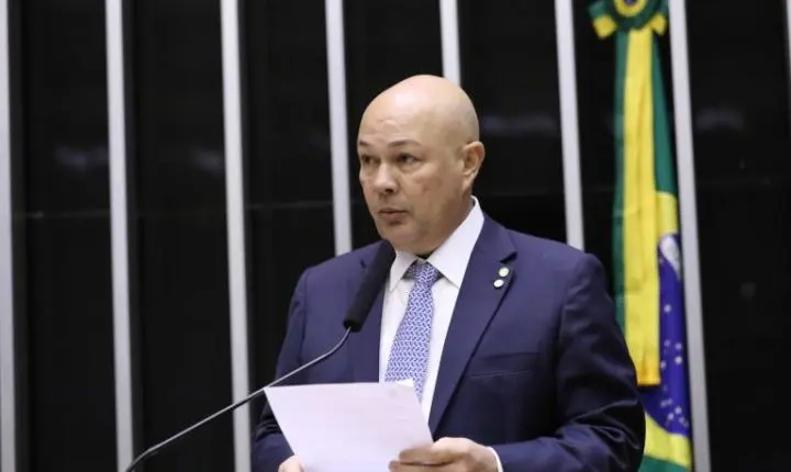 Comissão discute projeto para regular contratos entre fornecedores e distribuidores