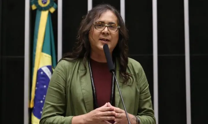 Comissão da Câmara debate inclusão de medicamento para prevenção ao HIV no SUS; audiência é interativa