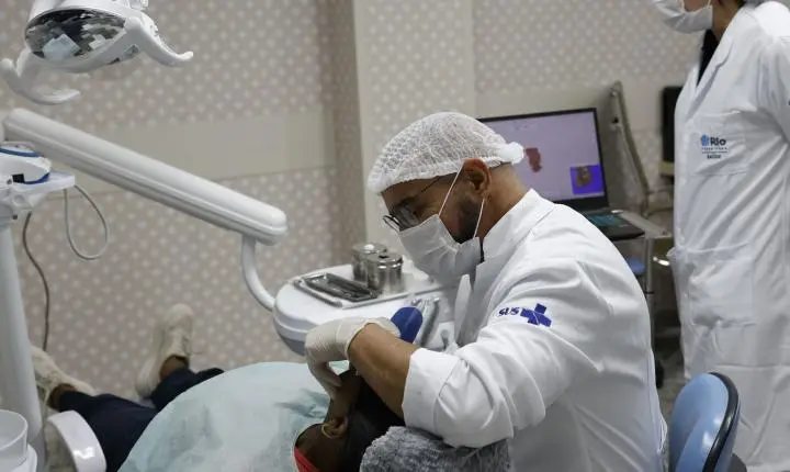 Senado aprova novo piso salarial para médicos e dentistas