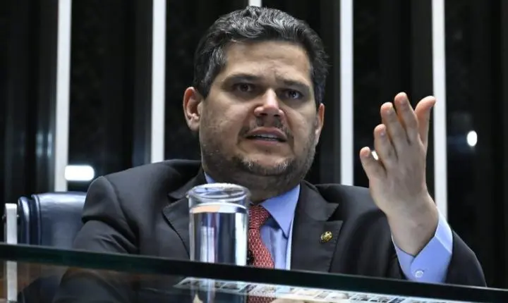 Sessão do Congresso Nacional é convocada para avaliar veto à diminuição de penas de envolvidos nos atos de 8 de janeiro