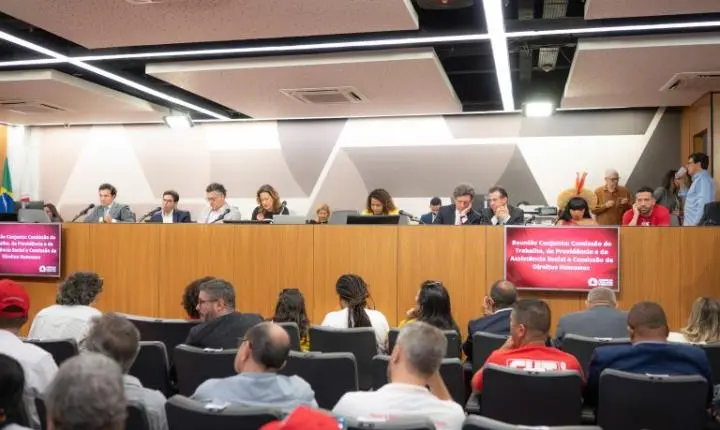 Deputados solicitam apoio popular para extinguir escala 6x1 ainda em 2024
