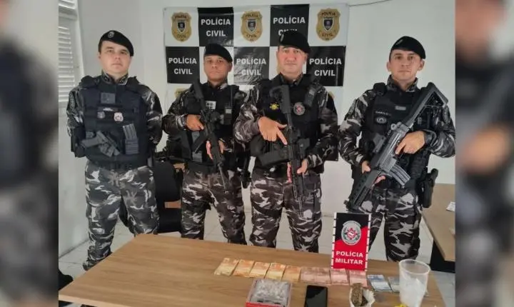 Força Tática desarticula ponto de venda de drogas e prende pessoas em flagrante, na cidade de Pombal