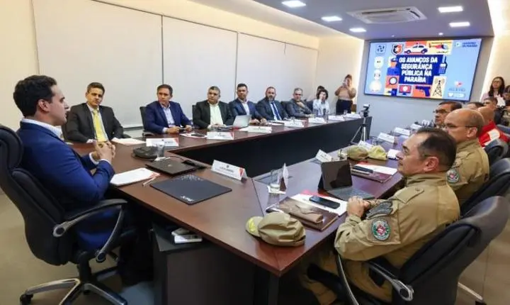 Governador Lucas Ribeiro reúne forças de segurança, reforça integração e projeta novas ações de combate à criminalidade na Paraíba