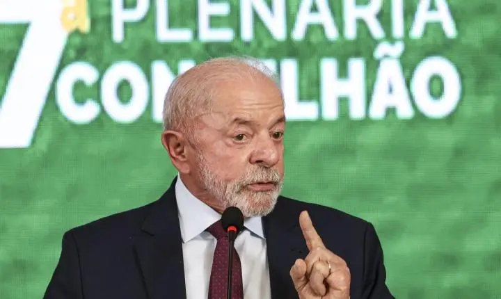 Governo estuda devolução de celular roubado via Correios, anuncia Lula