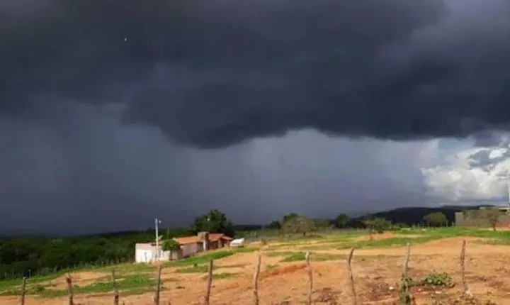 INMET emite alerta de chuvas intensas para o Sertão e diversas cidades da Paraíba, neste domingo (29)
