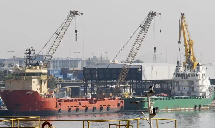 Tribunal confirma suspensão de imposto sobre a exportação de petróleo