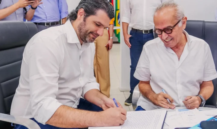 Leo Bezerra toma posse como prefeito de João Pessoa após saída de Cícero Lucena, nesta segunda-feira (6)