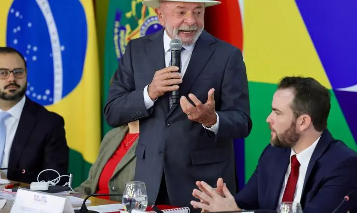 Lula afirma que Desenrola Brasil aliviará o peso financeiro da população