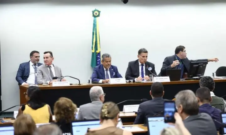 Profissionais de saúde contestam alterações na CNH e defendem avaliações periódicas para motoristas