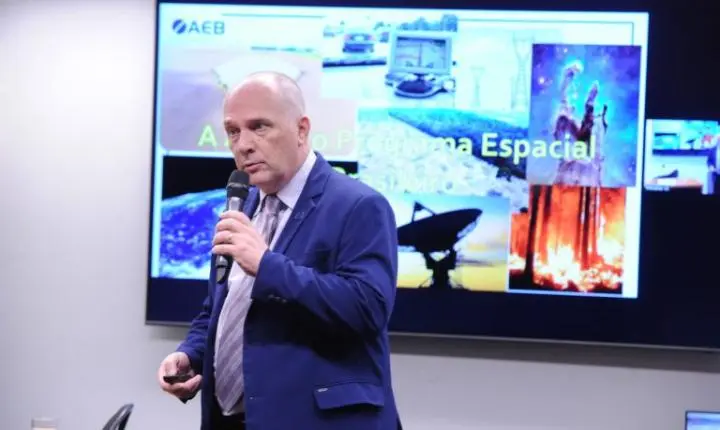 Programa espacial brasileiro pode impulsionar a projeção internacional do país, afirma presidente da AEB