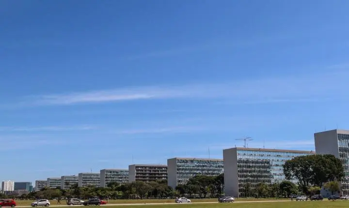 Senado aprova reforma de carreiras no funcionalismo federal