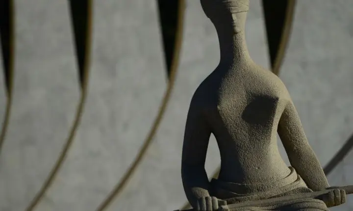 STF garante piso salarial nacional a docentes temporários