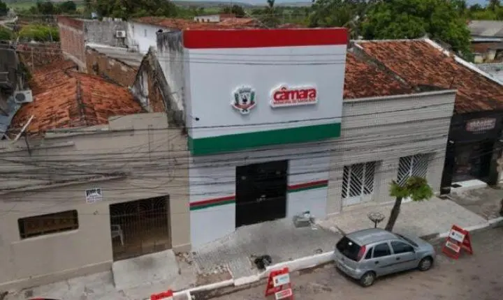 Vereador de Santa Rita é alvo de operação contra tráfico de drogas e presta depoimento à Polícia Civil